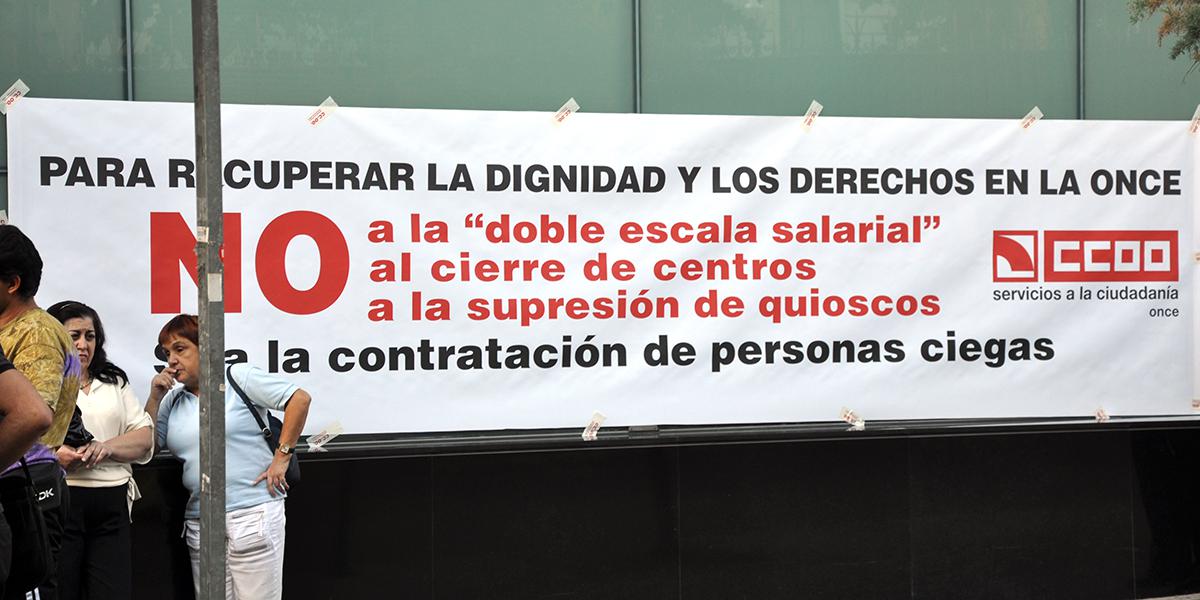 Pancarta de la ONCE